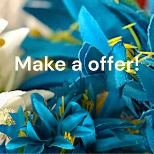 Meet your Posher, Amy, owner of 808BEADS x 808POSH